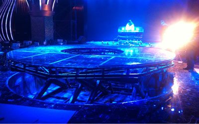 �������_